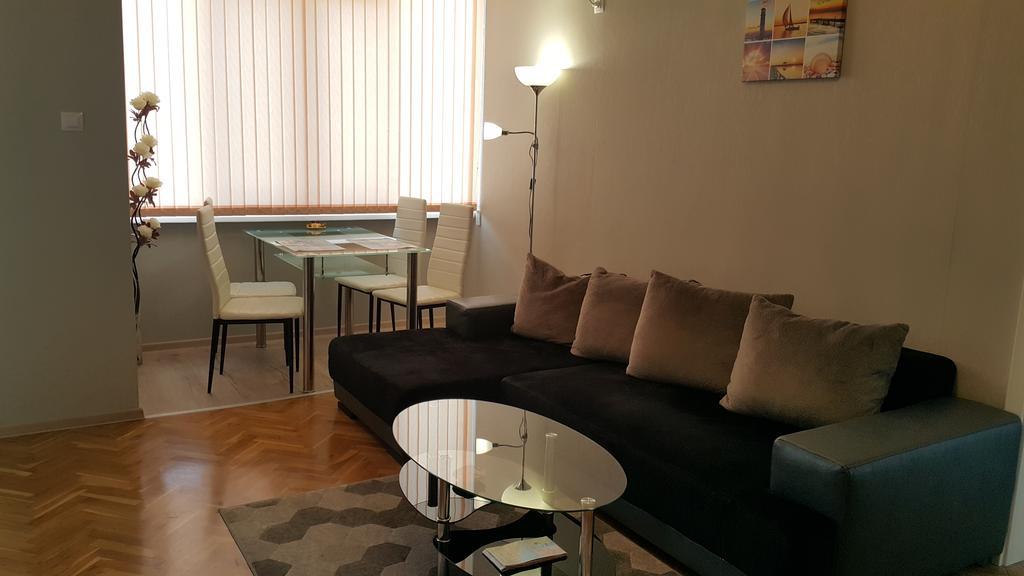 Apartment Plamen Delux Burgas City Exterior foto